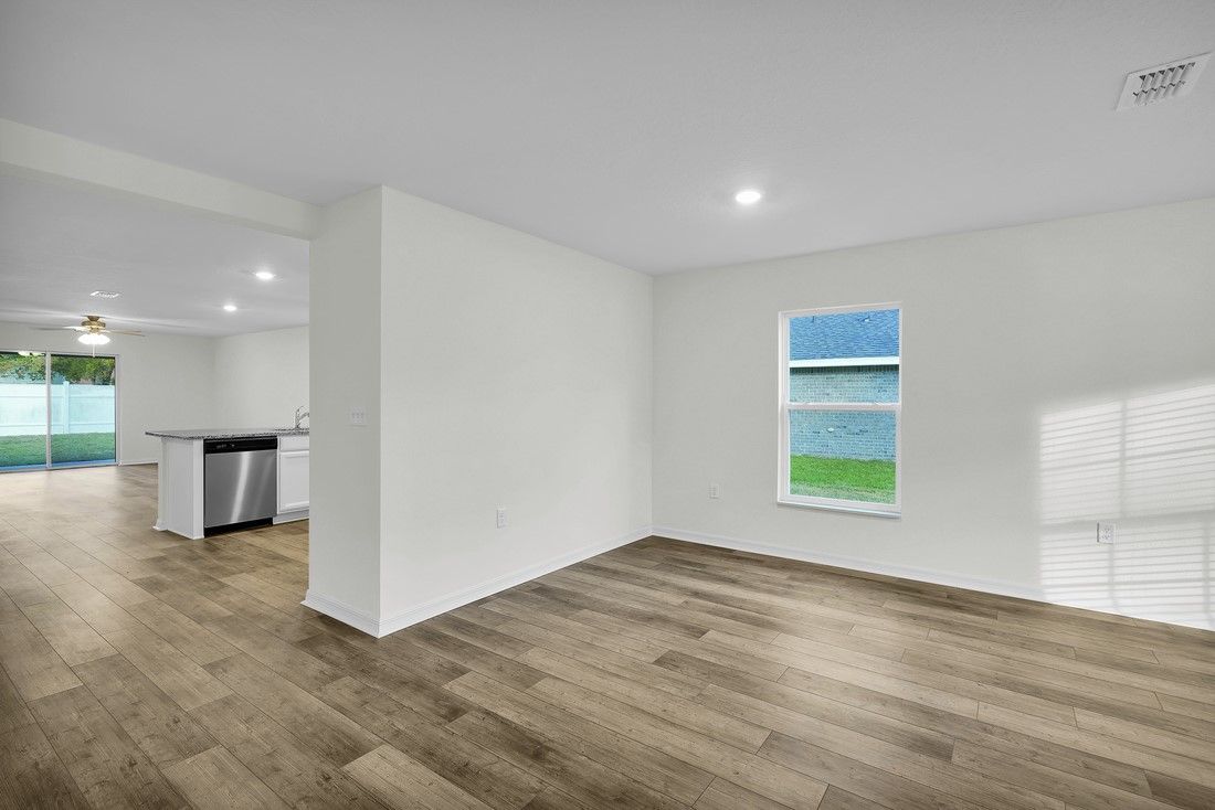 The spacious dining room of the Estero