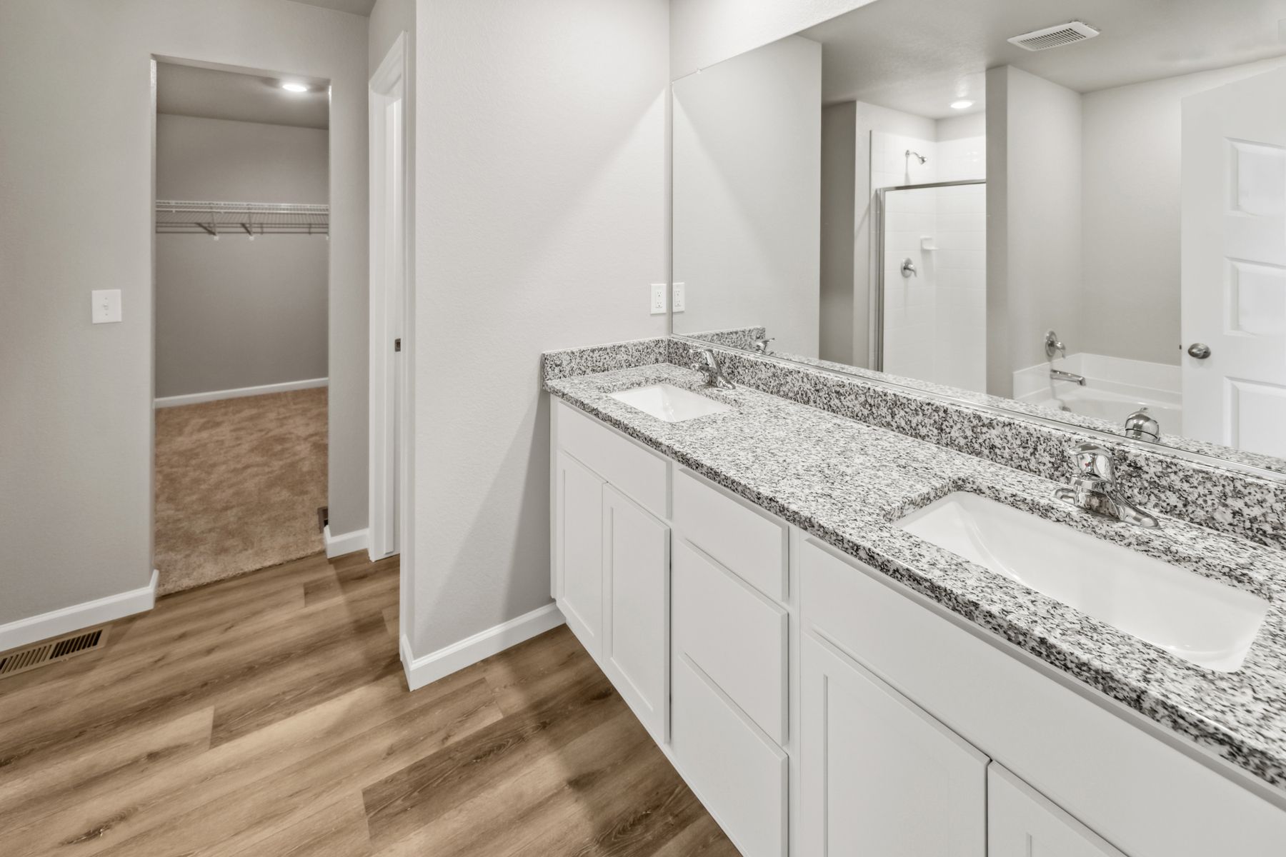 LGI Homes at Cottonwood Greens