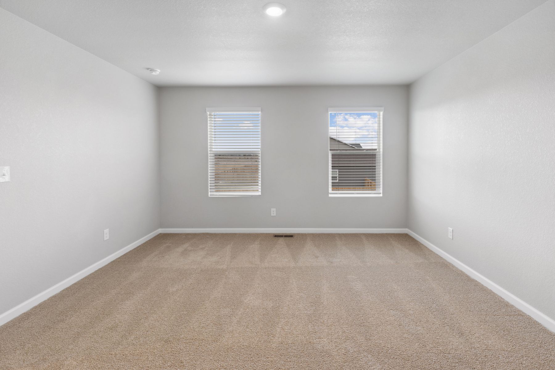 The master bedroom in the Yale has plenty of space for you king-sized furniture, and has great natural light.