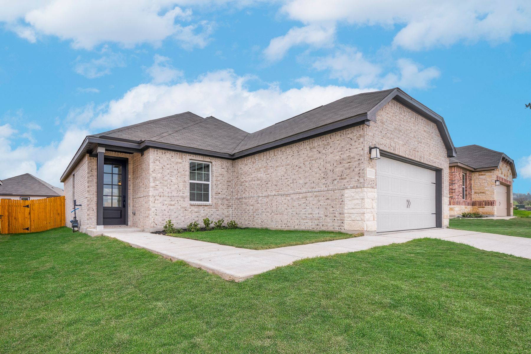 LGI Homes at Hightop Ridge