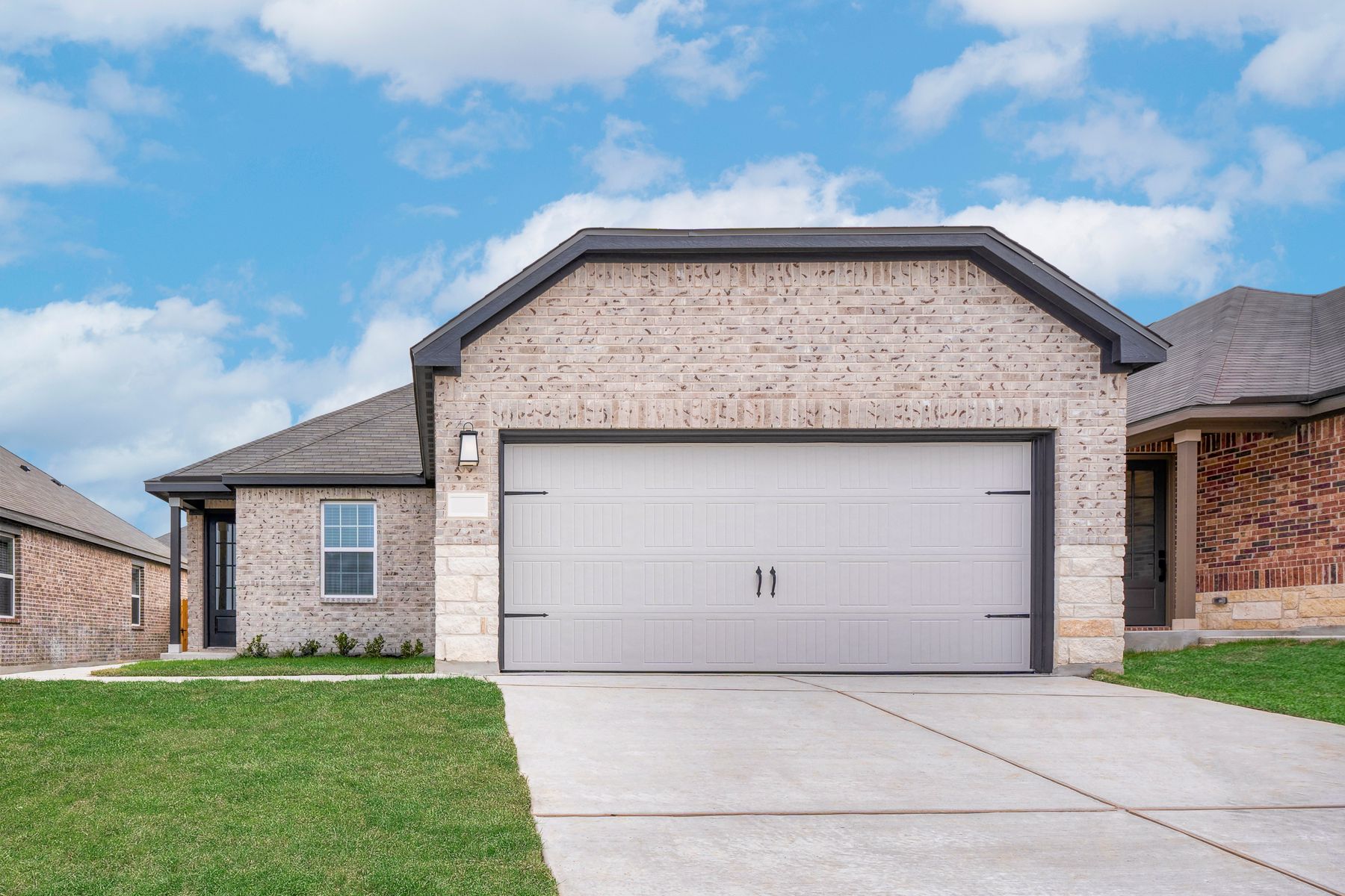 LGI Homes at Hightop Ridge