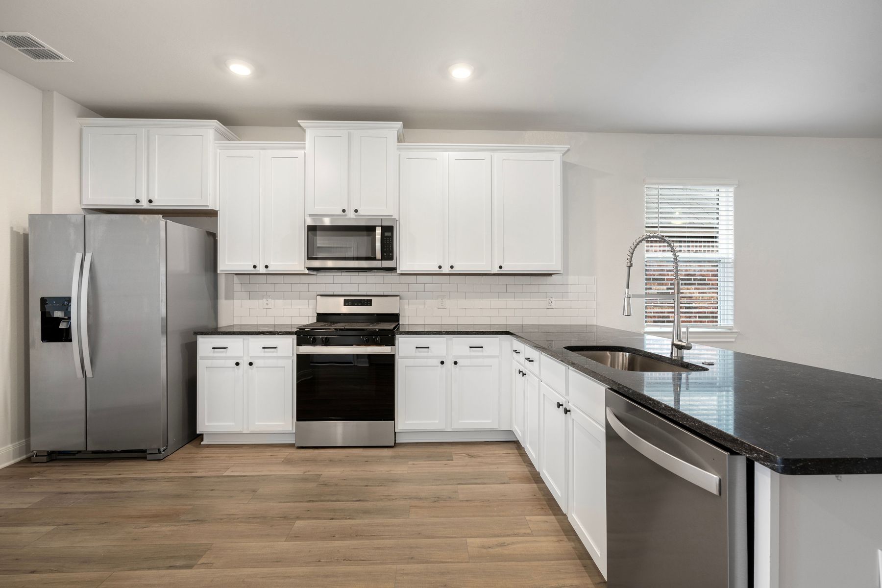 LGI Homes at Hightop Ridge