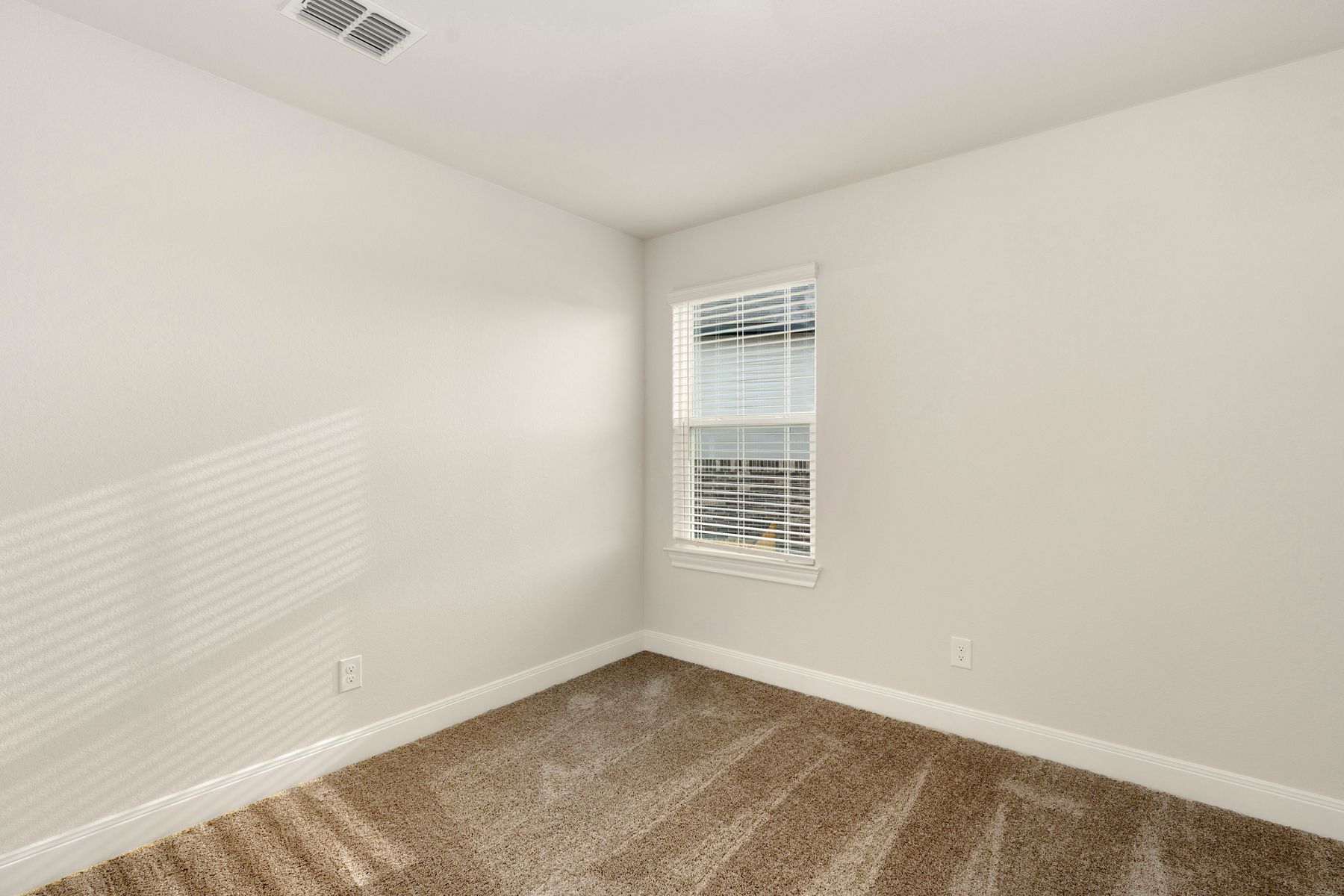 LGI Homes at Hightop Ridge
