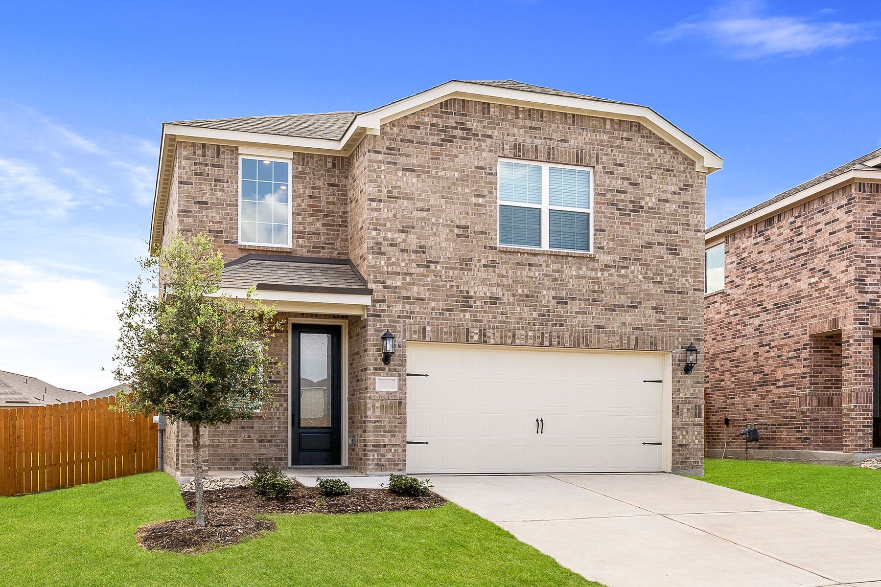 The Colorado floor plan has a brick exterior.