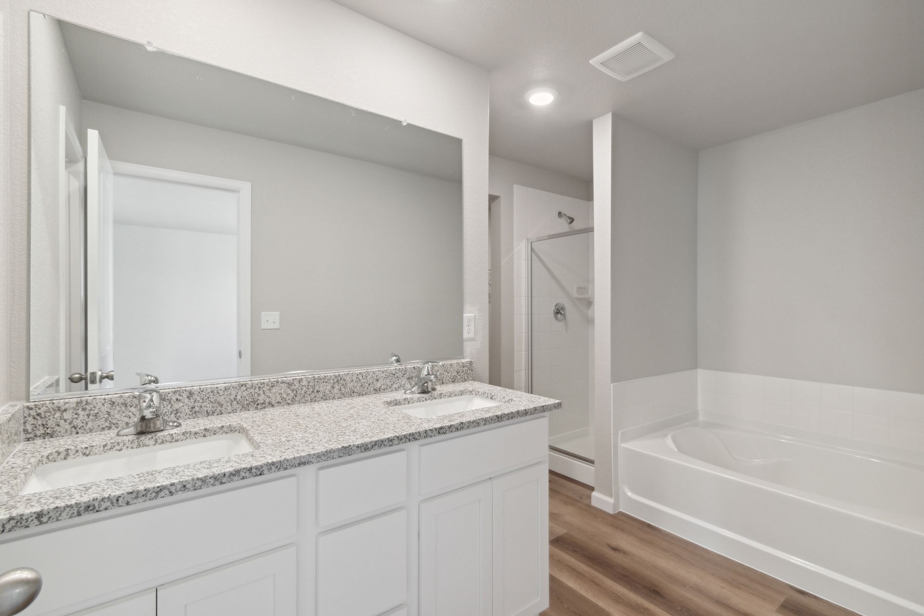 The master bathroom of the Rio Grande has dual sinks and plenty of counterspace.