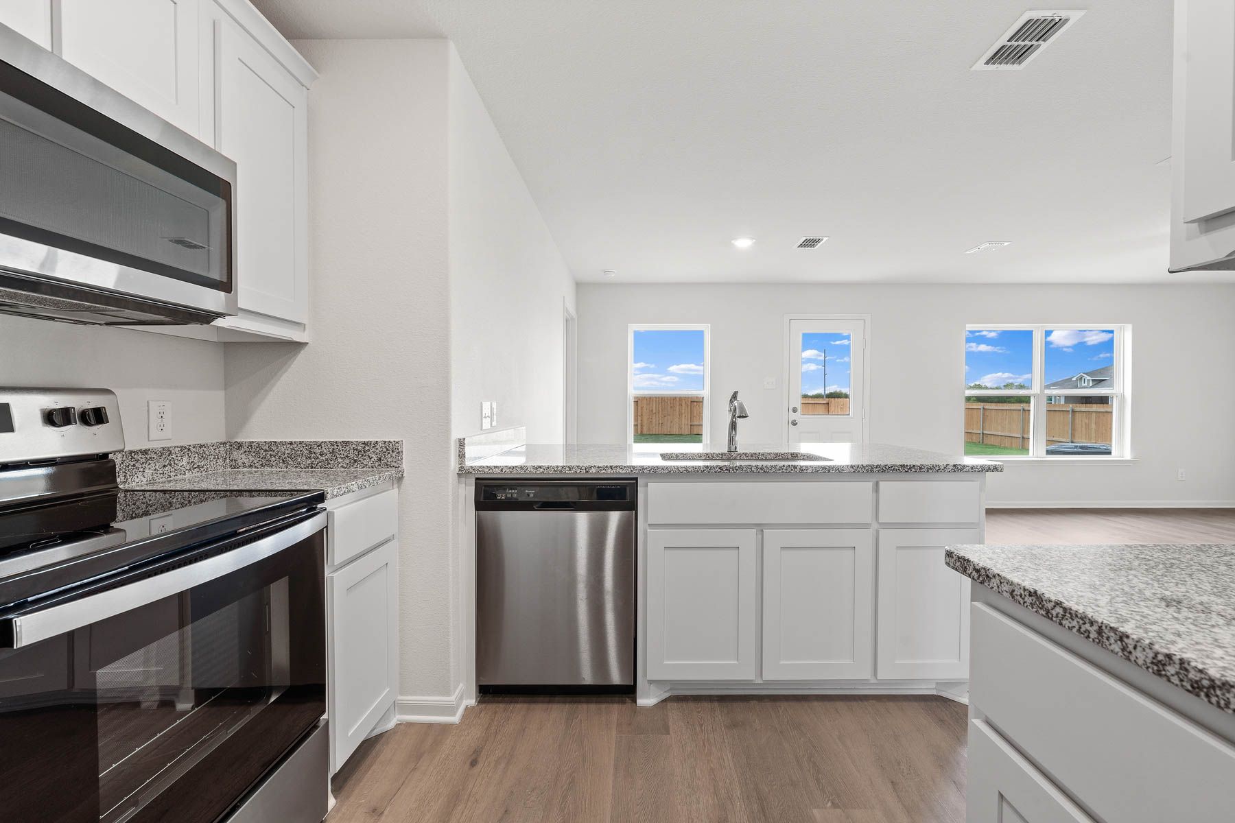 The kitchen of the Rio Grande has energy-efficient appliances.