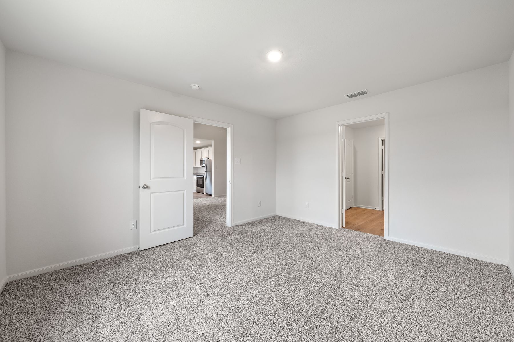 The master suite of the Blanco has a large bedroom, private bathroom and walk-in closet.
