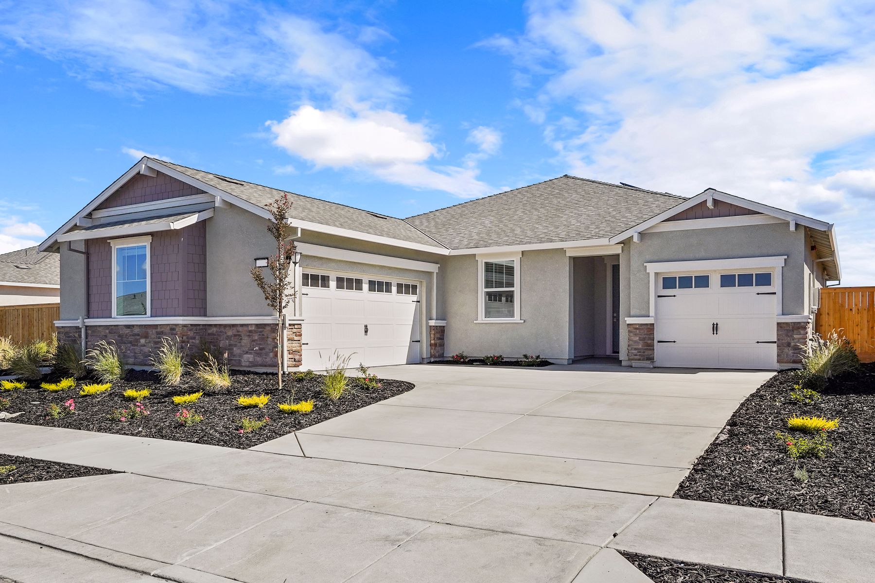 This home has garage space for up to 3 cars!