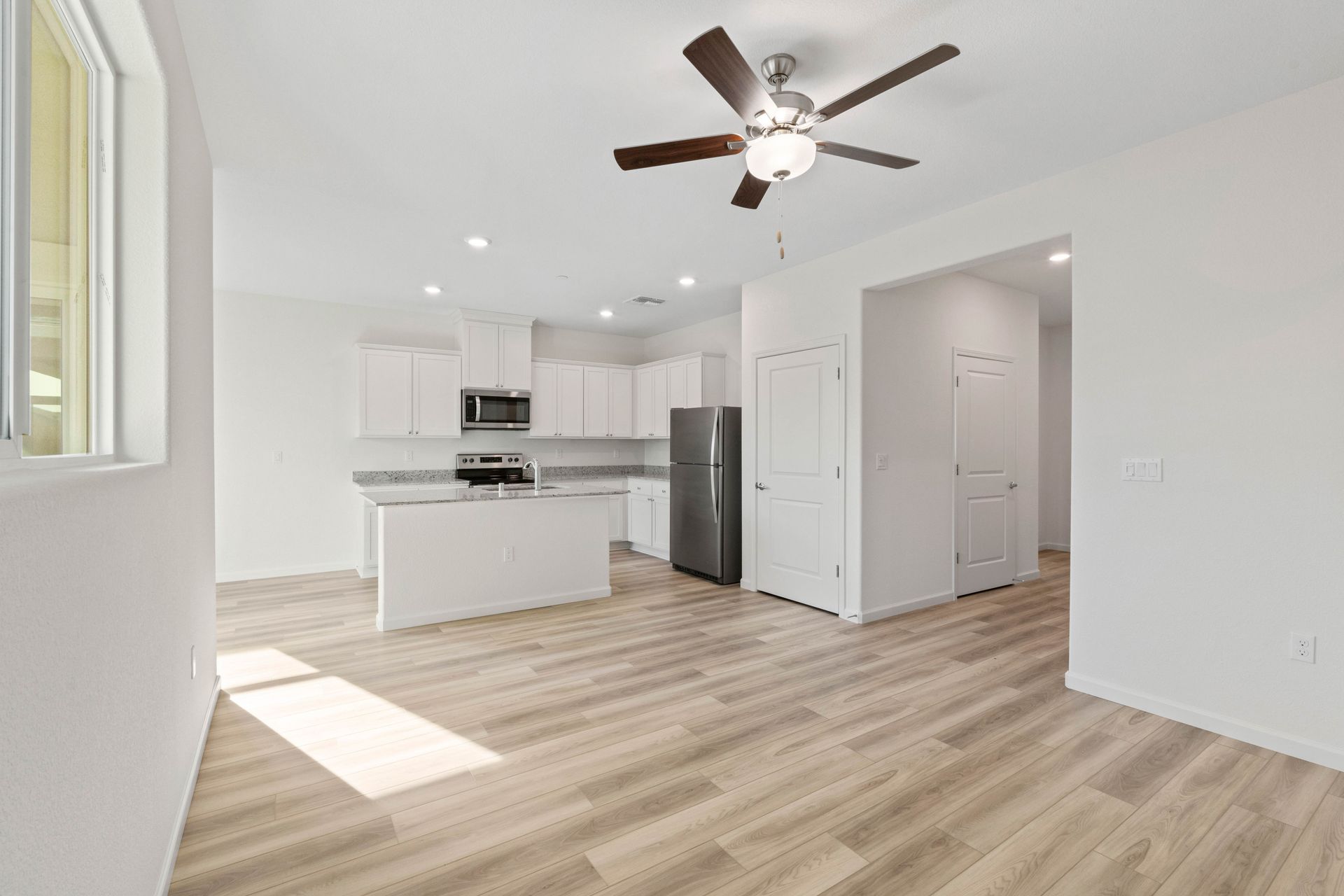 The spacious kitchen is perfect for preparing your family's favorite meals.