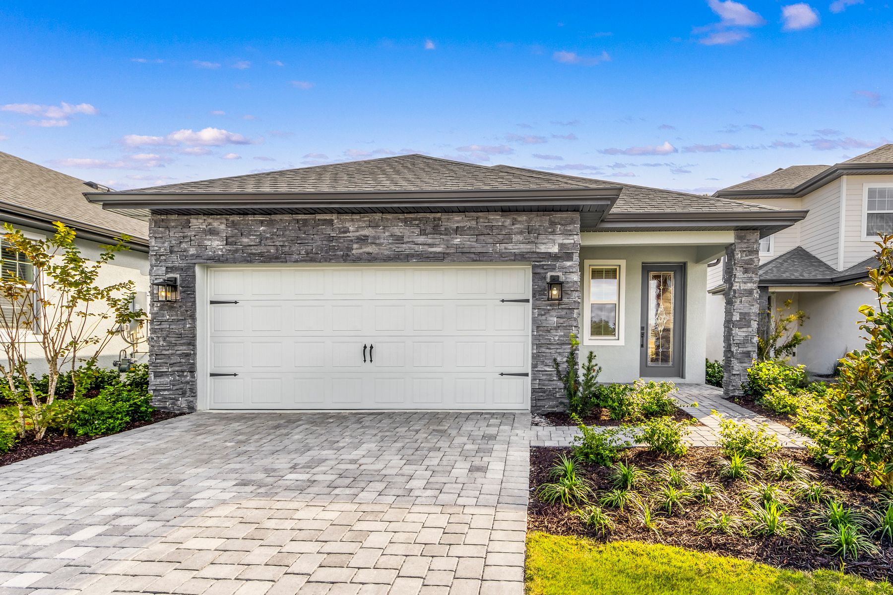 Beautiful new home with access to resort amenities