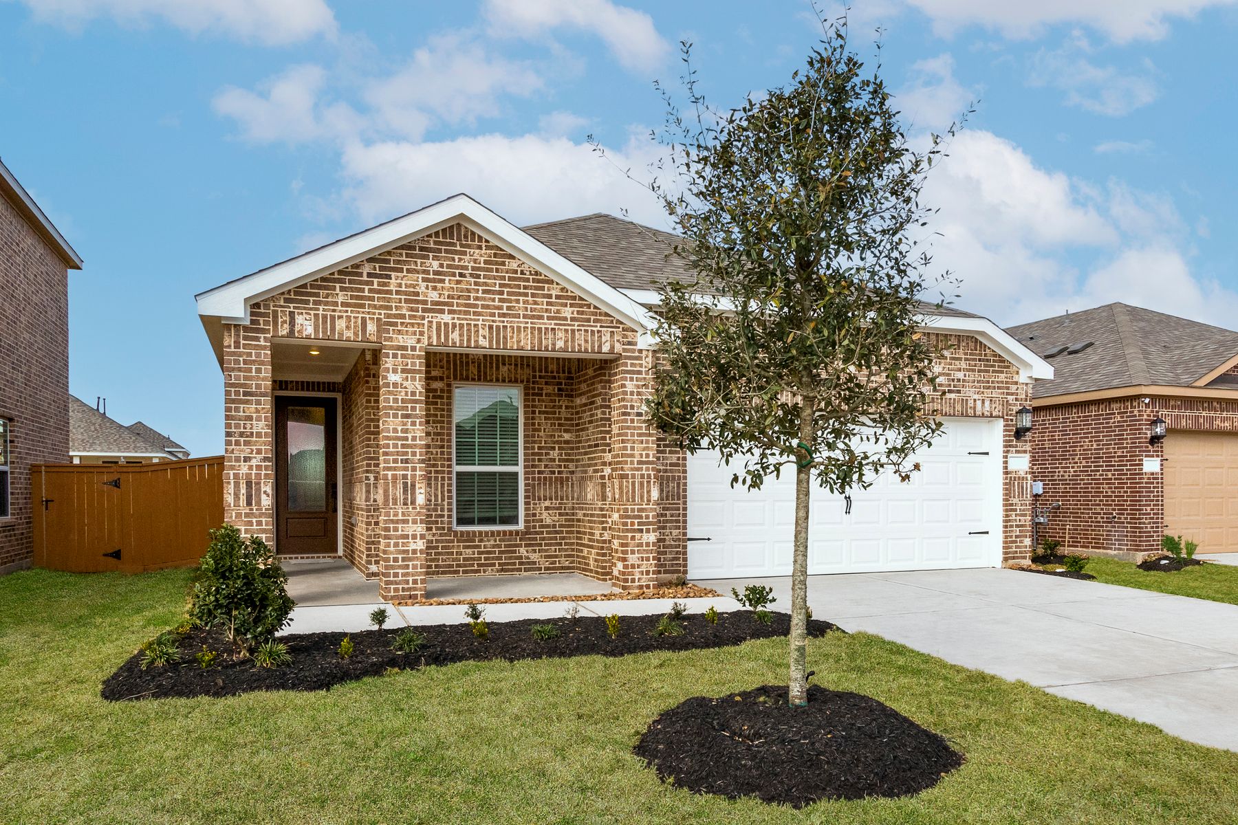 Look no further! You've found your dream home in the Robin plan!