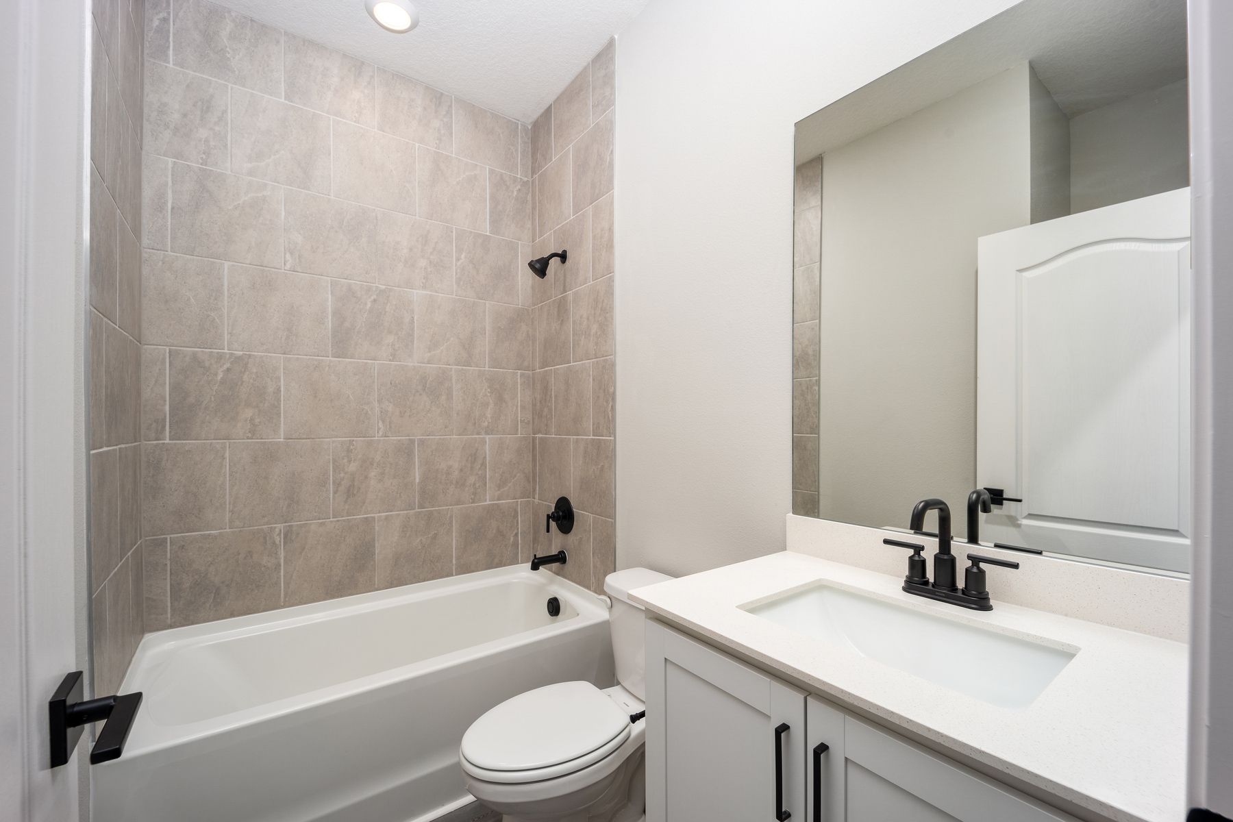 The secondary bathroom of the Begonia plan. 