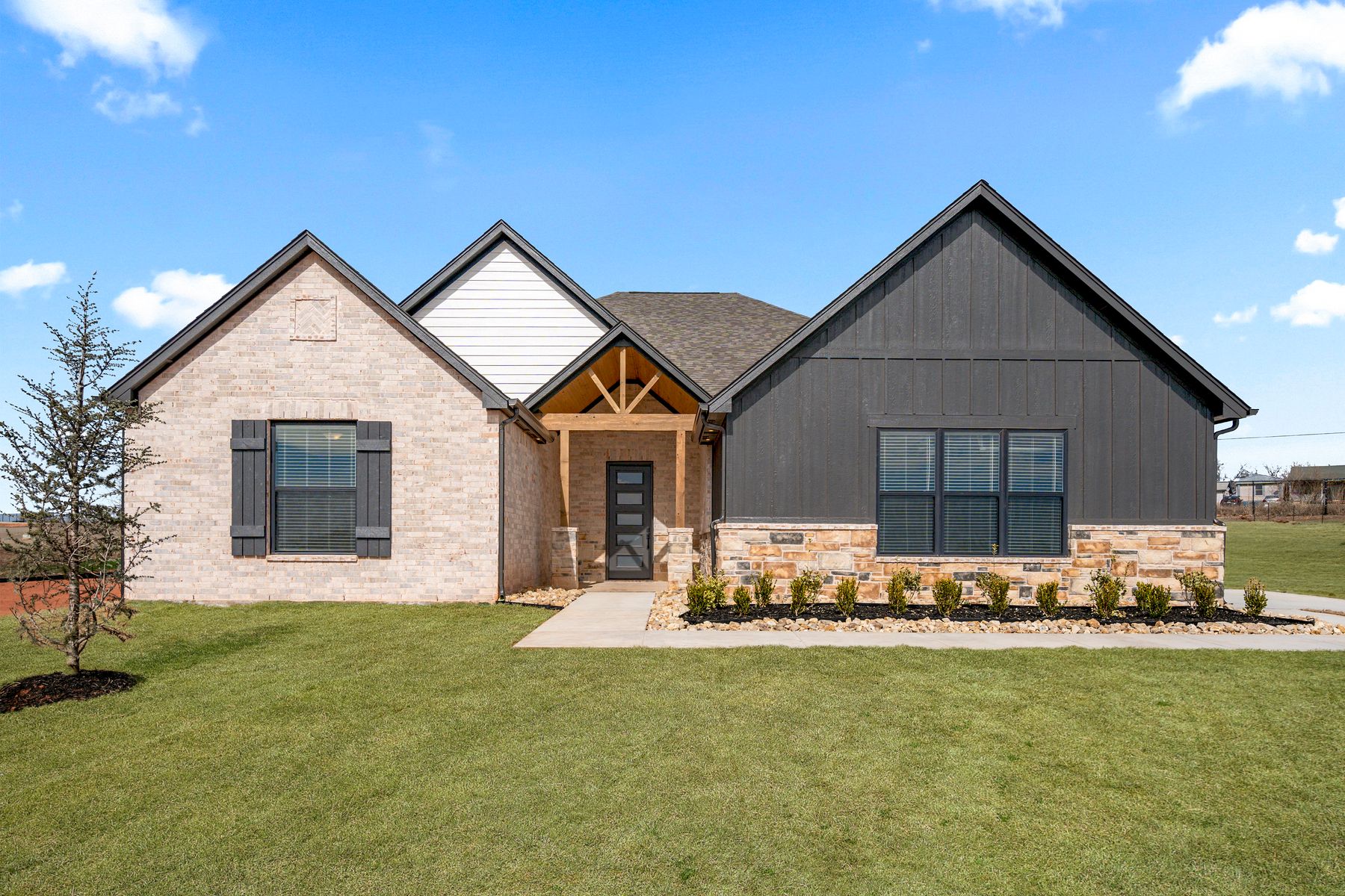 The Hudson is a beautiful single-story home boasting four bedrooms. 