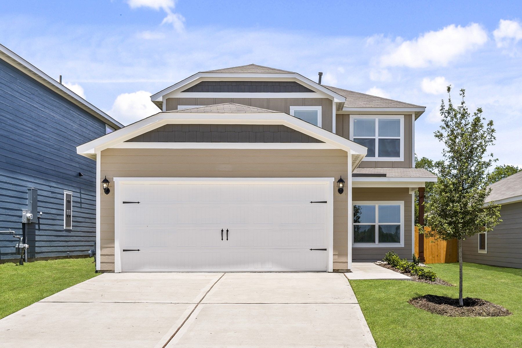 The Piper is a gorgeous two-story floor plan.