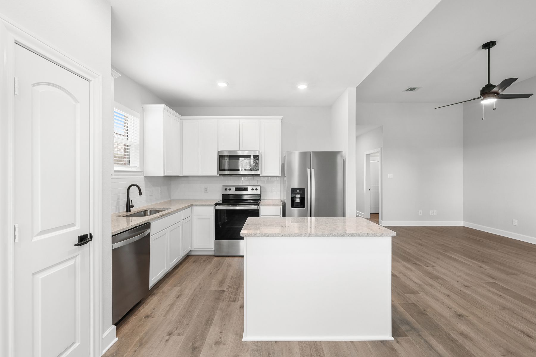 The kitchen of the Blanco has energy-efficient appliances.