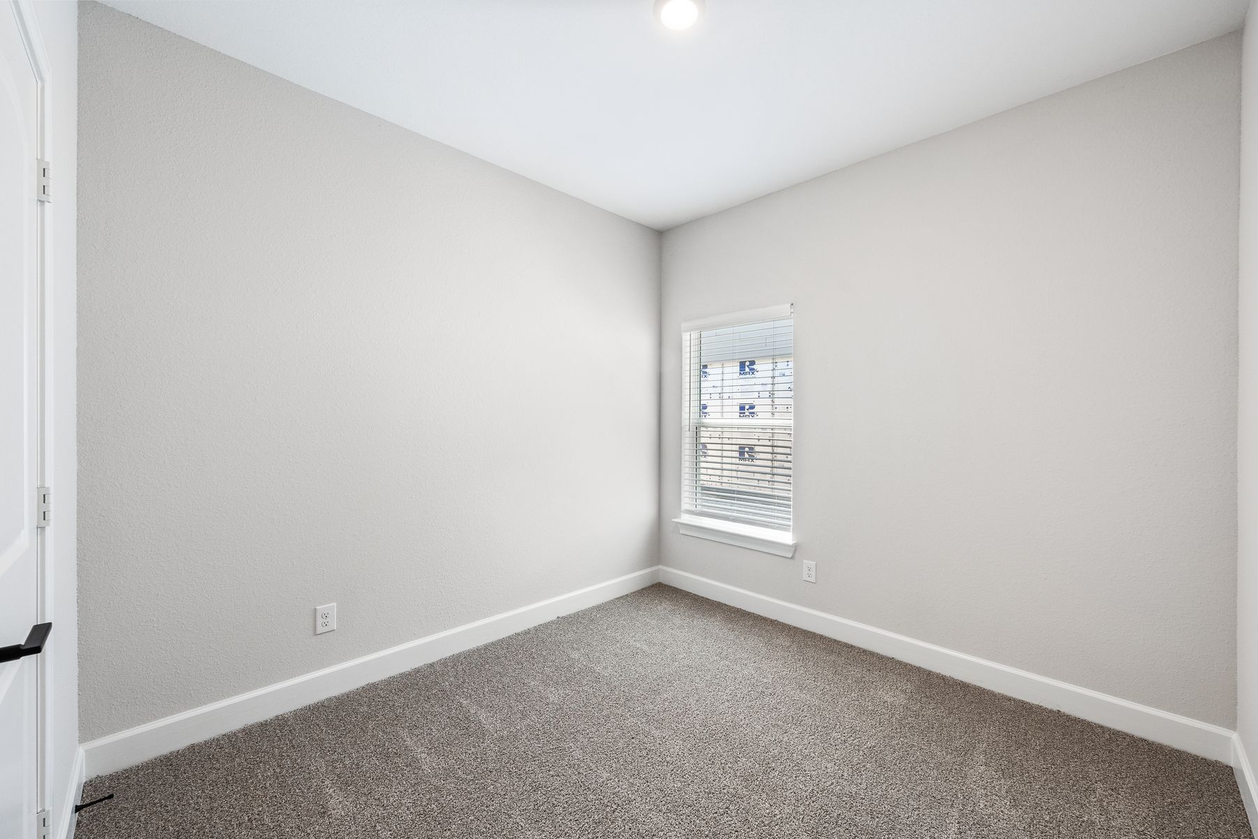 The secondary bedrooms of the Rio Grande are a great space for childrens bedrooms or guest rooms.