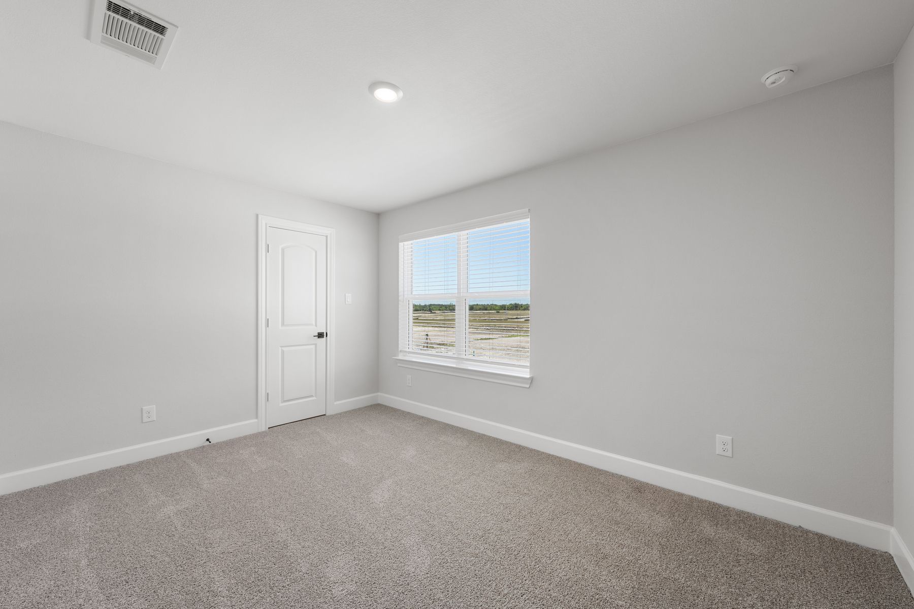 The secondary bedrooms of the Driftwood are a great space as children's bedrooms or guest rooms.