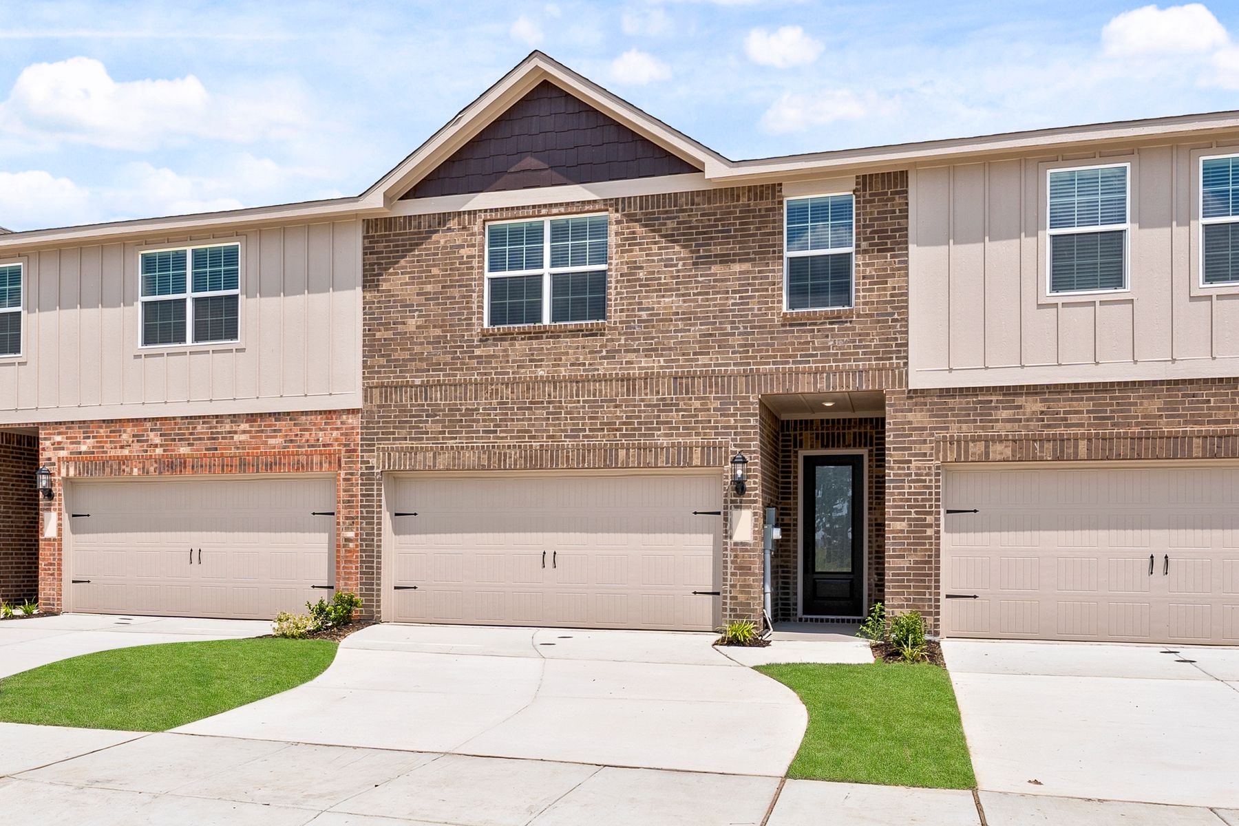 The Appaloosa is a beautiful floor plan with a brick exterior.