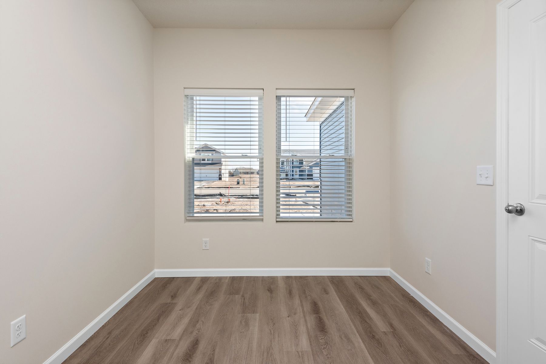 The dining room is off of the kitchen.