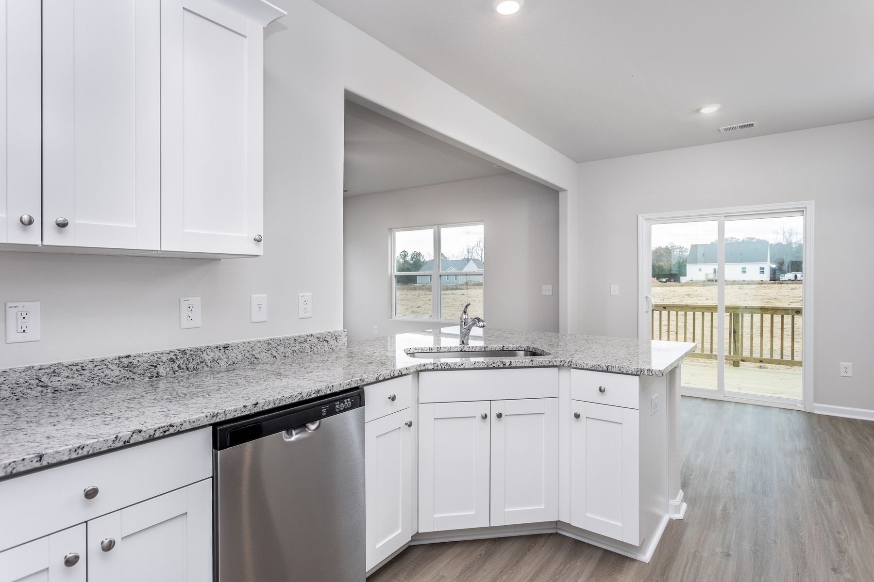 Spacious kitchen island