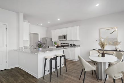 The kitchen appliances come included in this community!