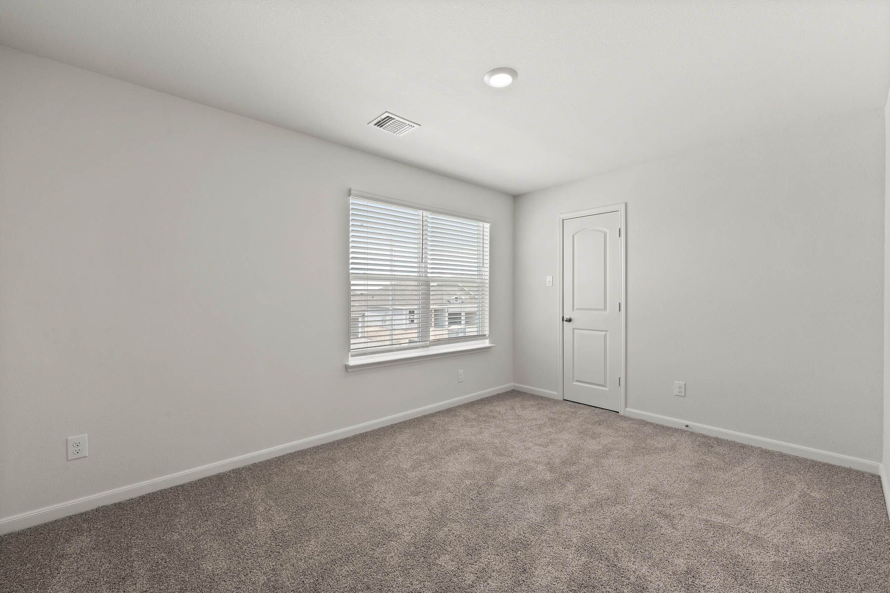 The secondary bedrooms of the Driftwood are great as children's bedrooms, guest rooms or as an at-home office.