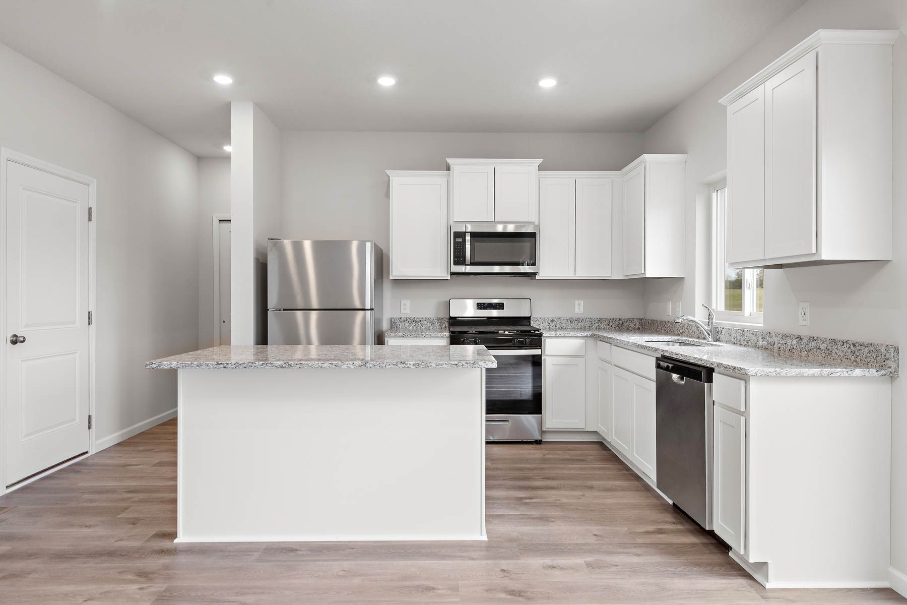 Every home at Cambridge Cove includes a full suite of kitchen appliances by Whirlpool!