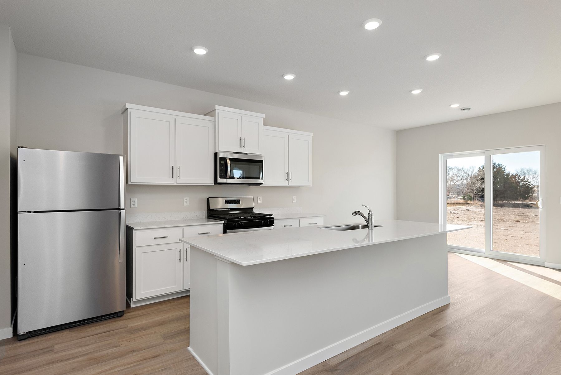 The kitchen appliances come included in this home.