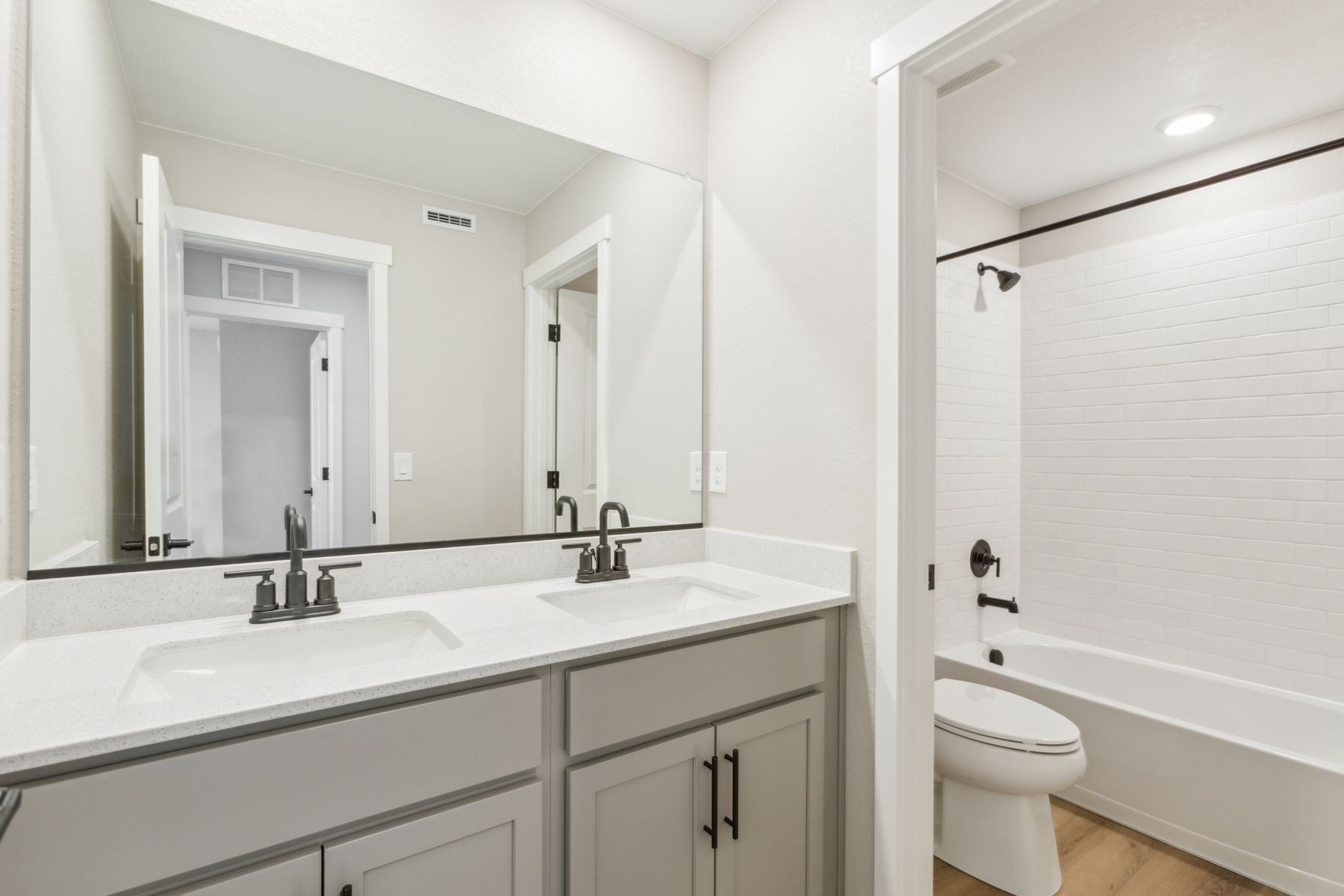The secondary bathroom has the tub/shower combo.