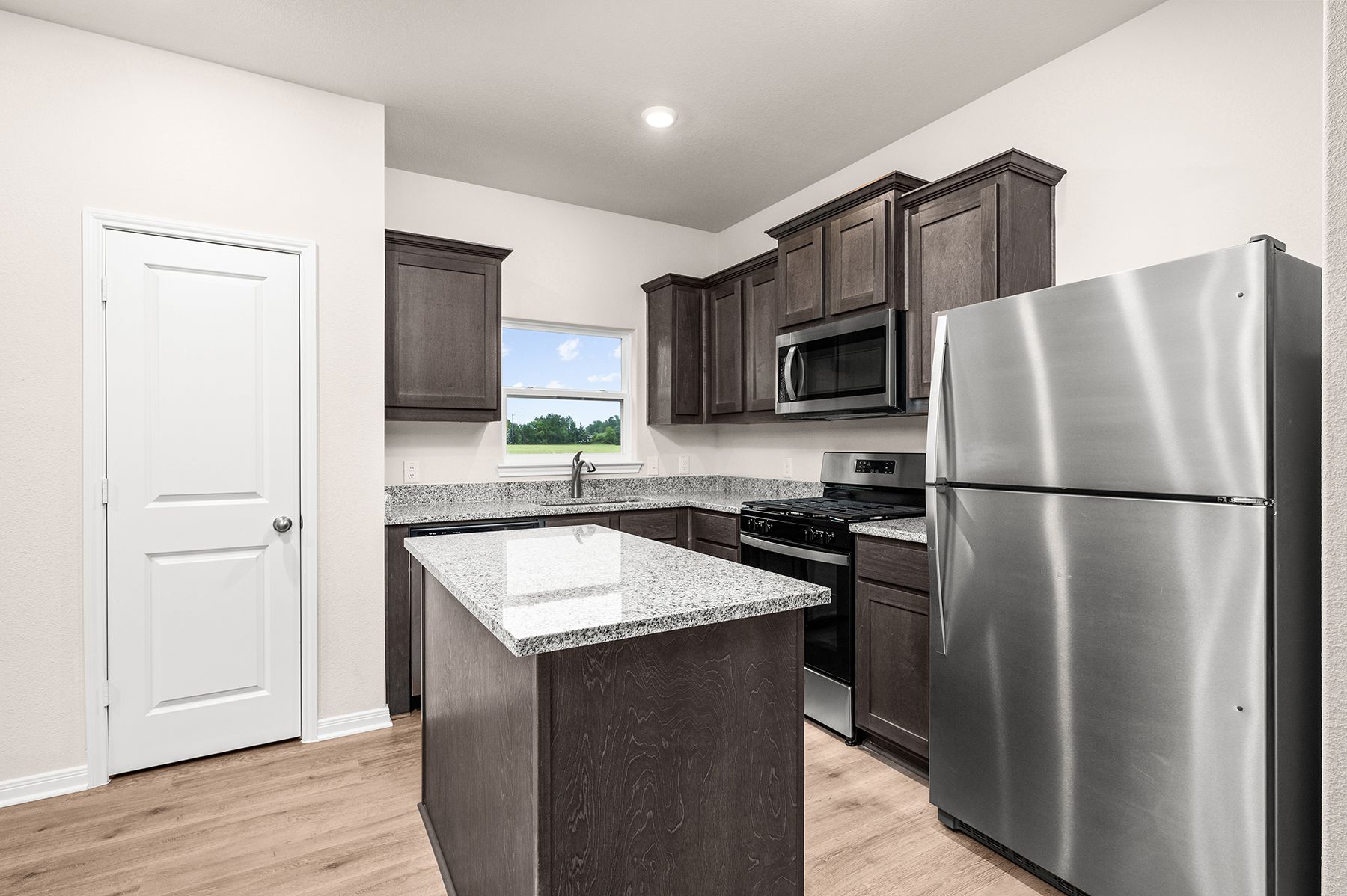 The kitchen of the Sabine has energy-efficient appliances.