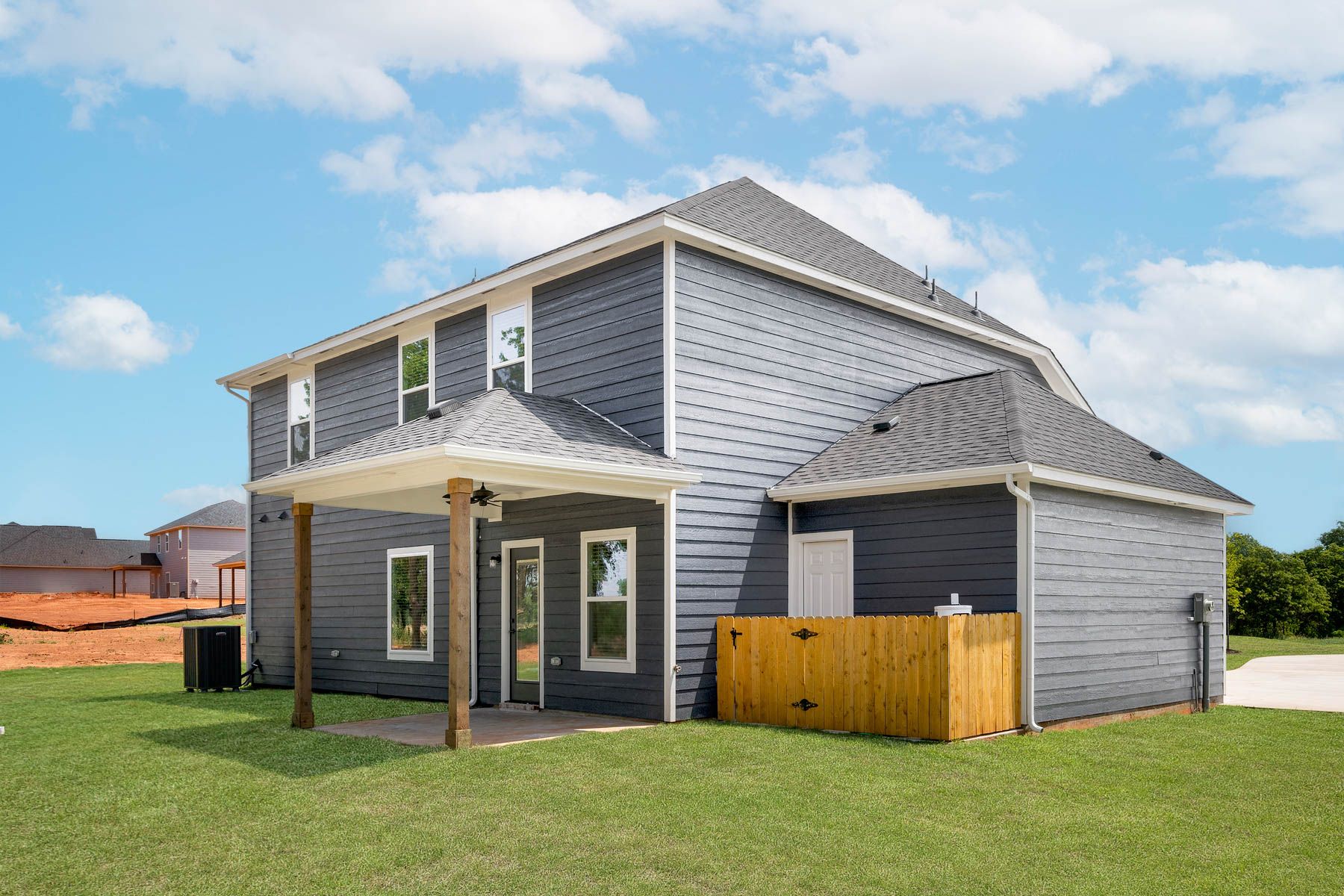 The Nicklaus plan has a covered back patio.