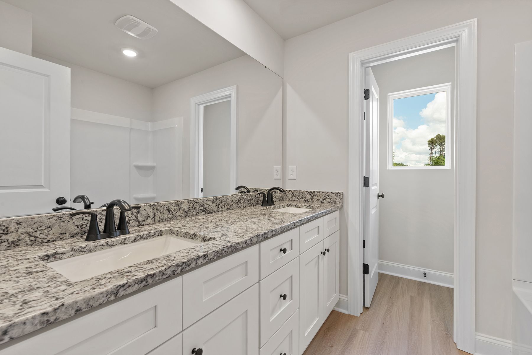 Spacious bathroom