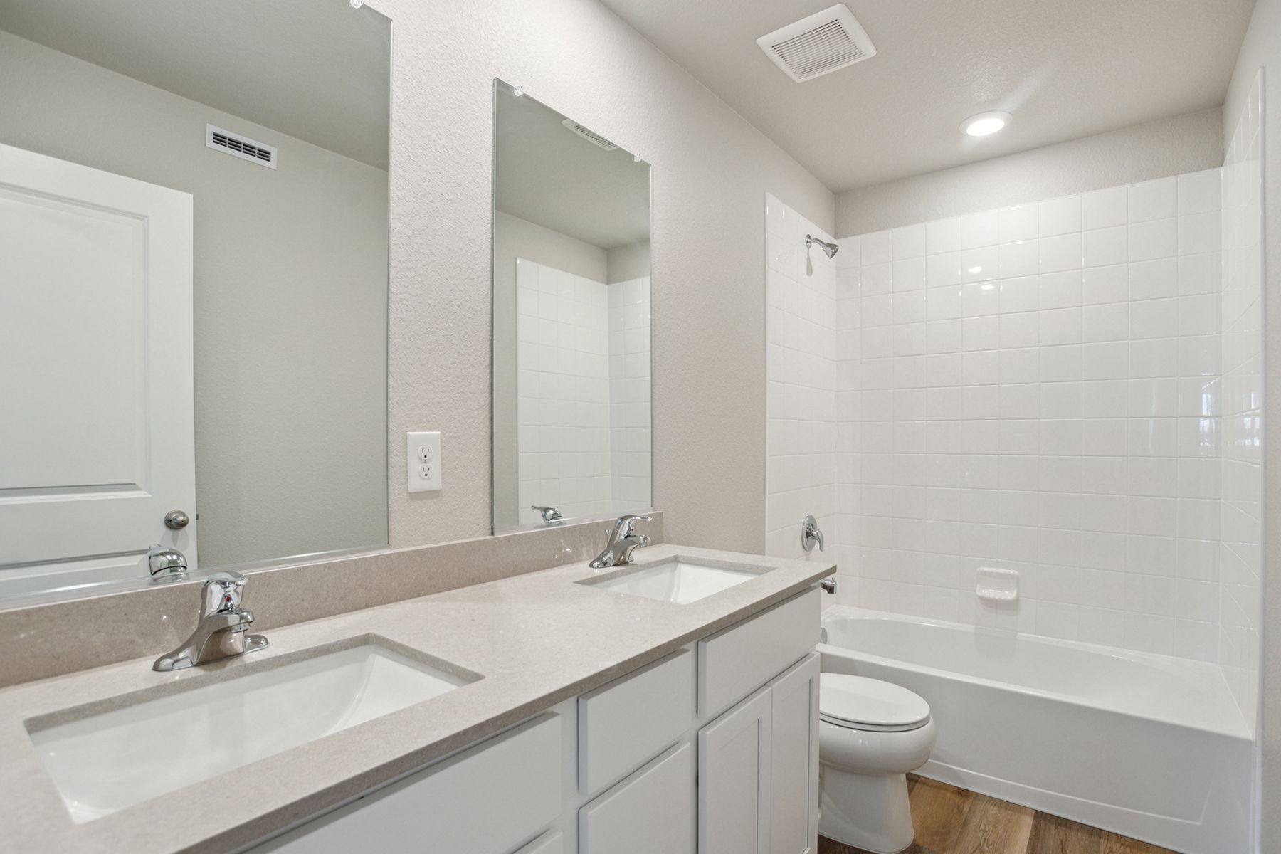 The secondary bathroom has the tub/shower combo.