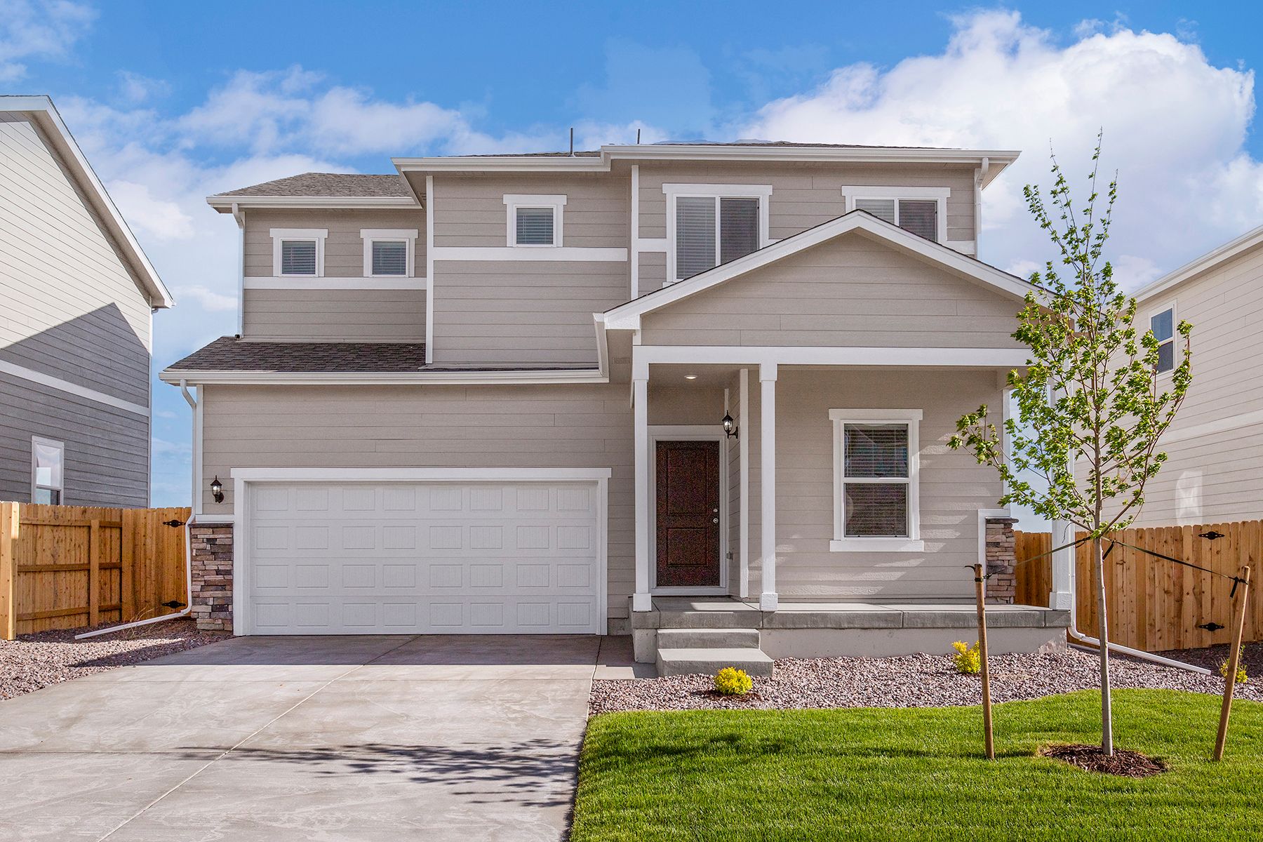 The Yosemite is a spacious two story home.