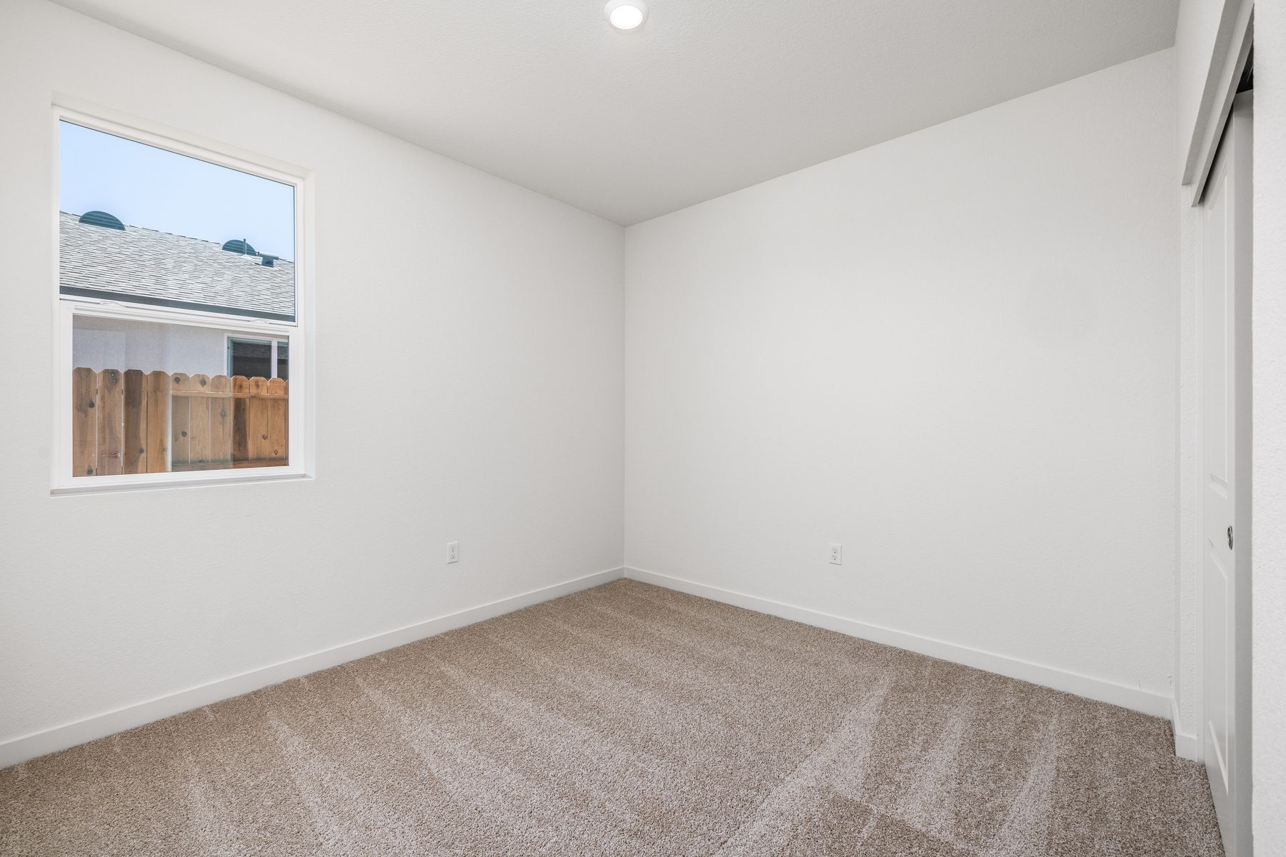 The secondary bedrooms have carpet.