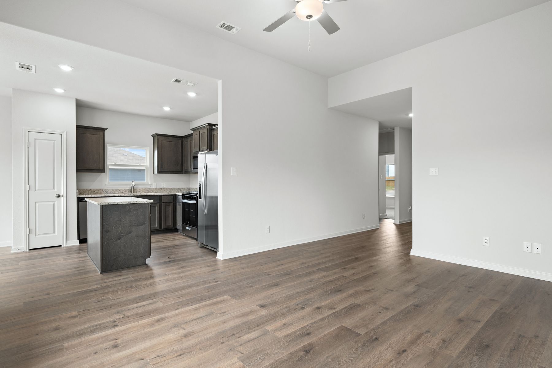 The Blanco has open living spaces.