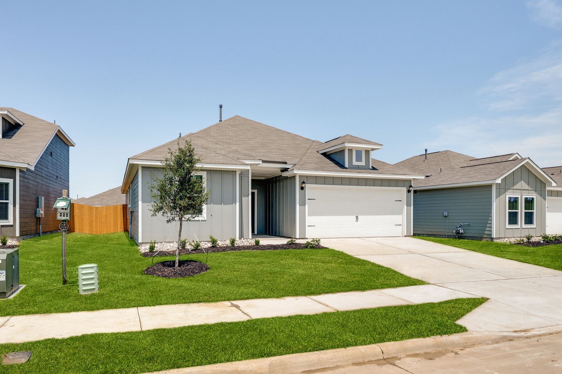 The Reed has a wonderful driveaway that leads to the garage.