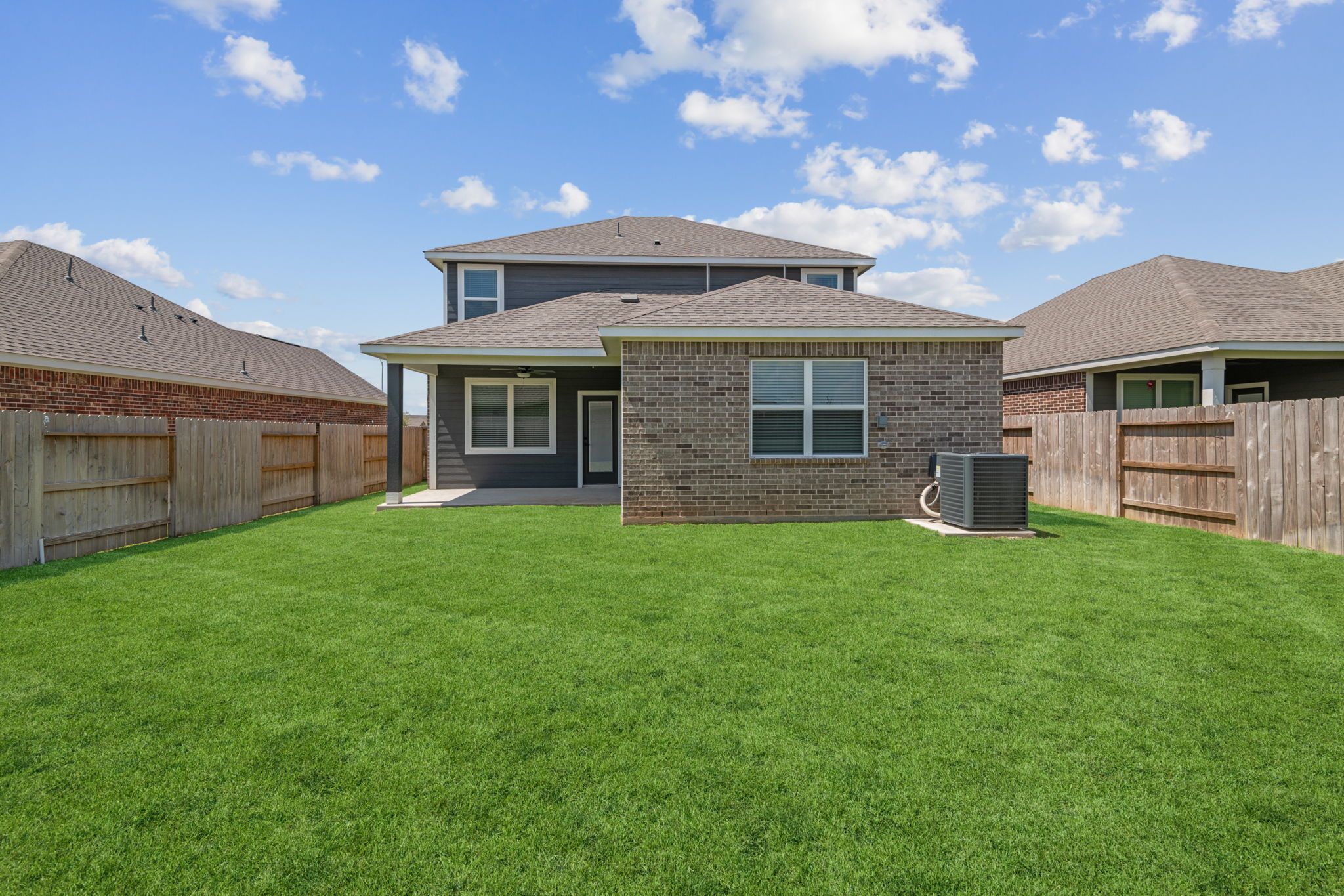 10730 Sky Creek Lane. Beasley, TX 77417