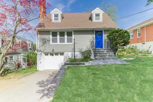LNI Homes por LNI Homes en New York New York