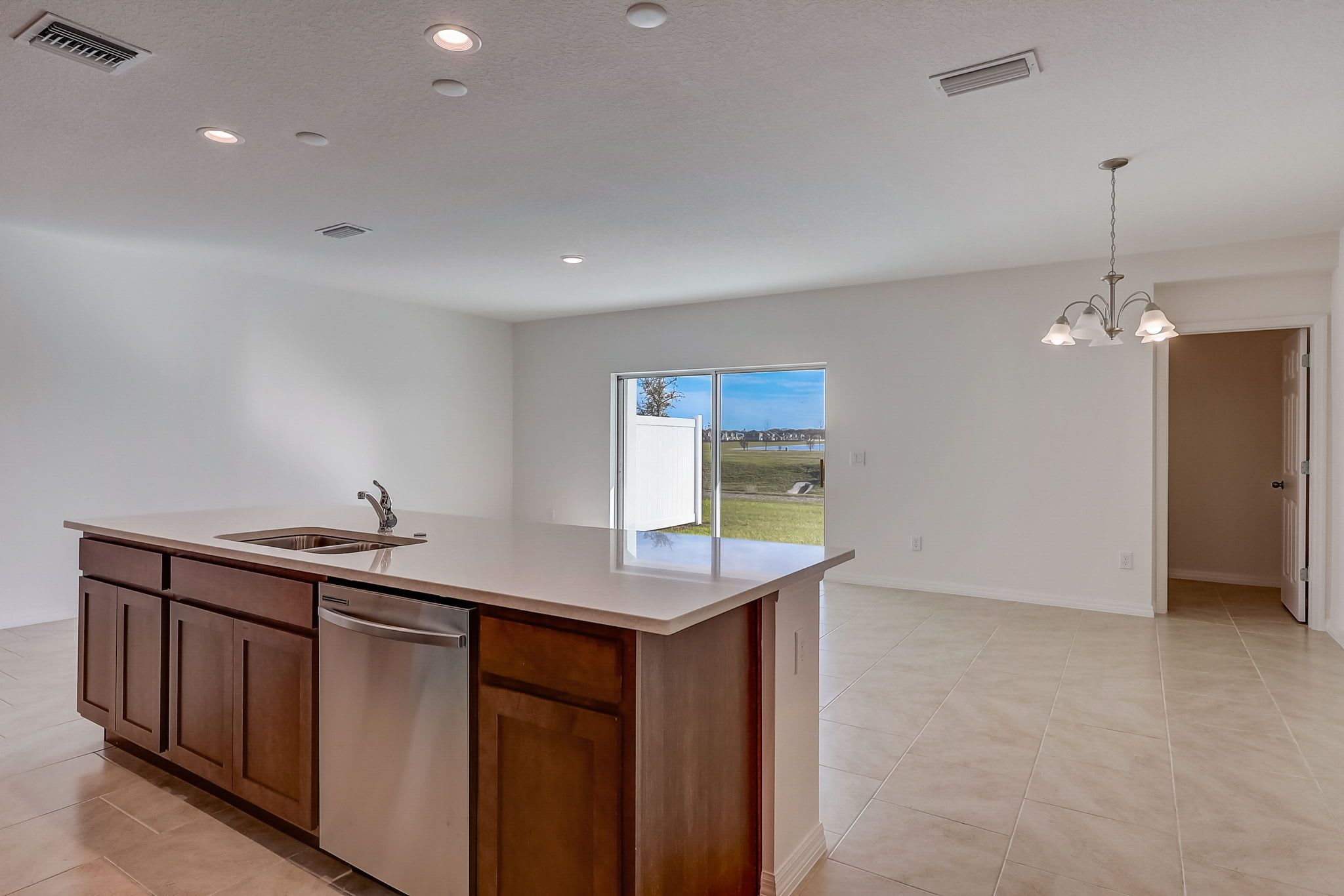 Townhomes at Sky Lakes Estates in Saint Cloud, FL New Homes by