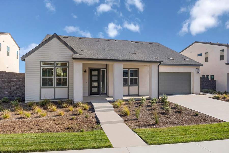 15949 Conservatory Drive Fontana, CA 92336 (Plan One (75))