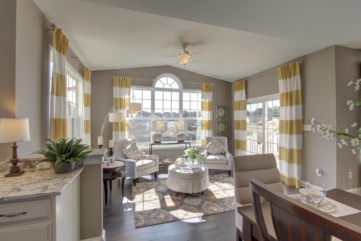 Opt Sunroom/Morning Room