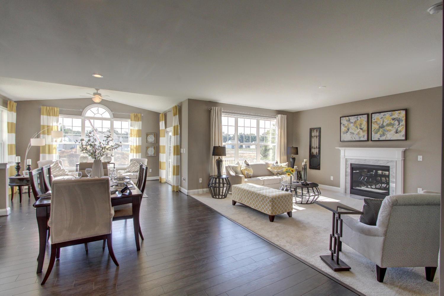 Breakfast/Family Area