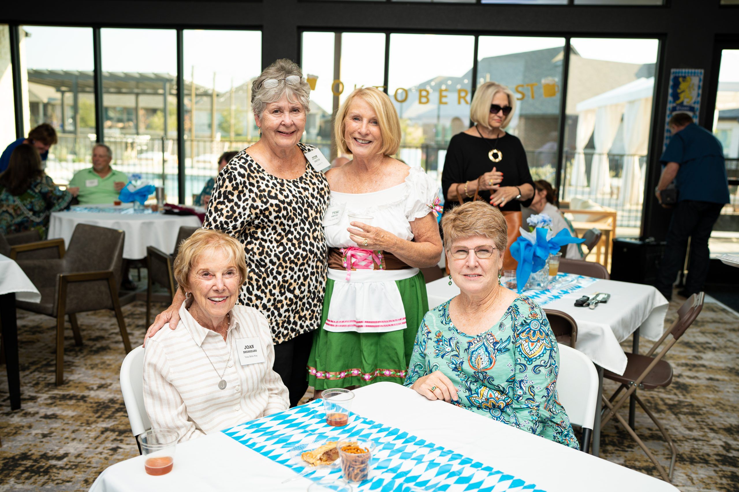 casa en Ladera at Tavolo Park por Ladera Living