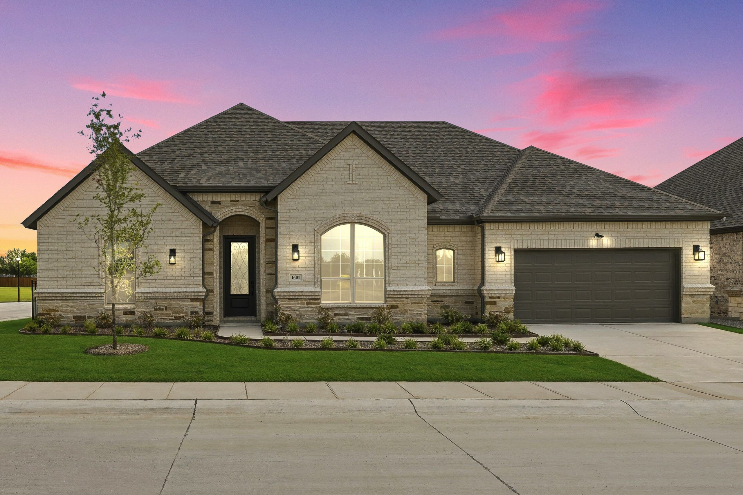 1601 Vista Azul Lane (Toscana)
