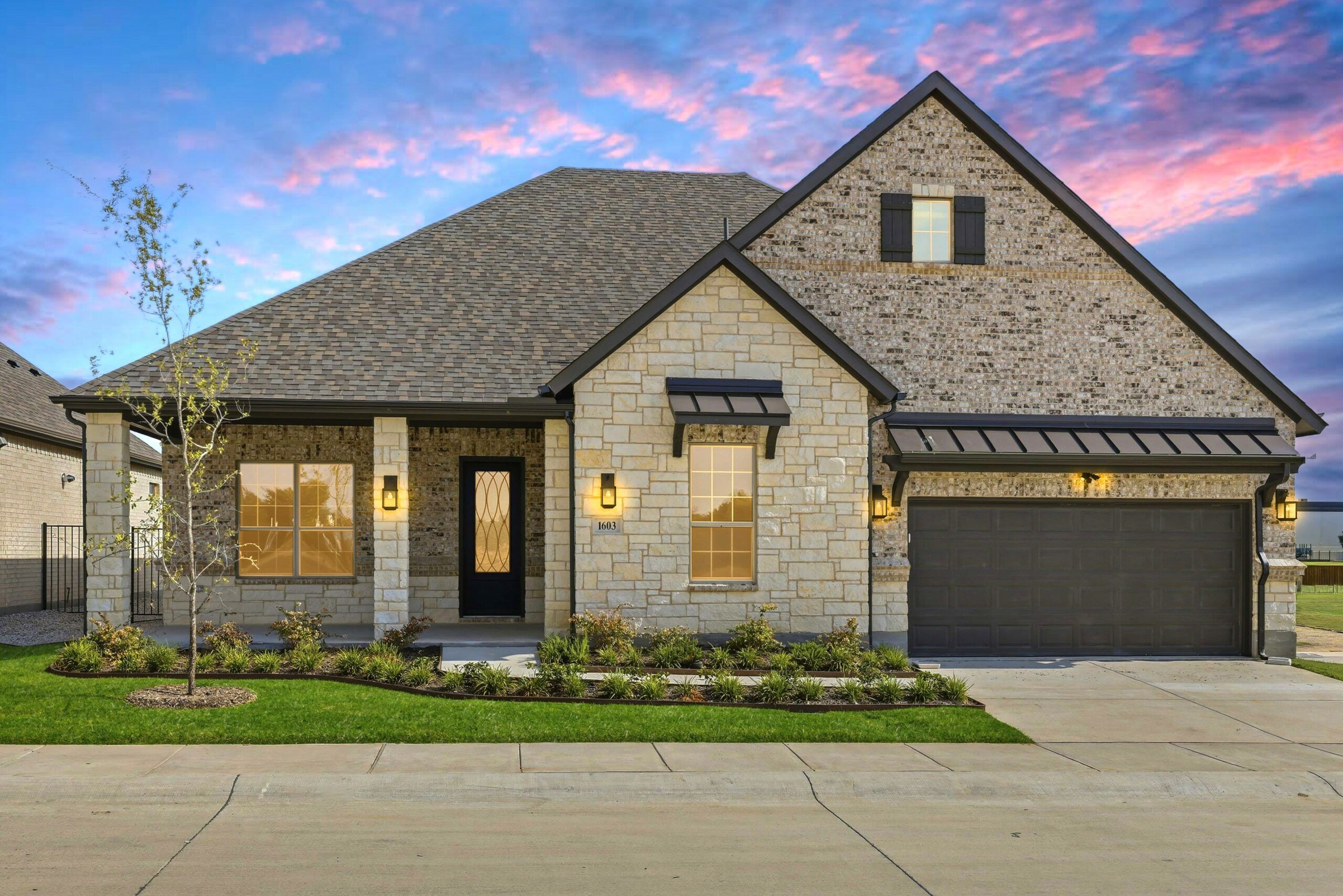 1603 Vista Azul Lane (Avanti)