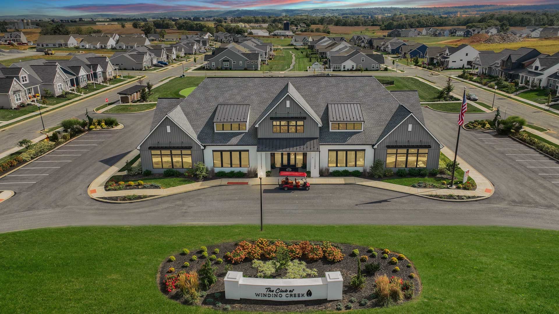 casa en Winding Creek 55+ Living por Landmark Homes