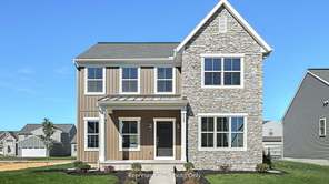 2420 Hawthorne Drive (Grayson)