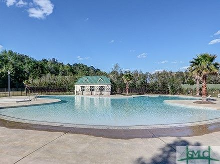 Community pool