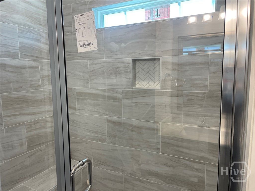 Primary Shower Detail